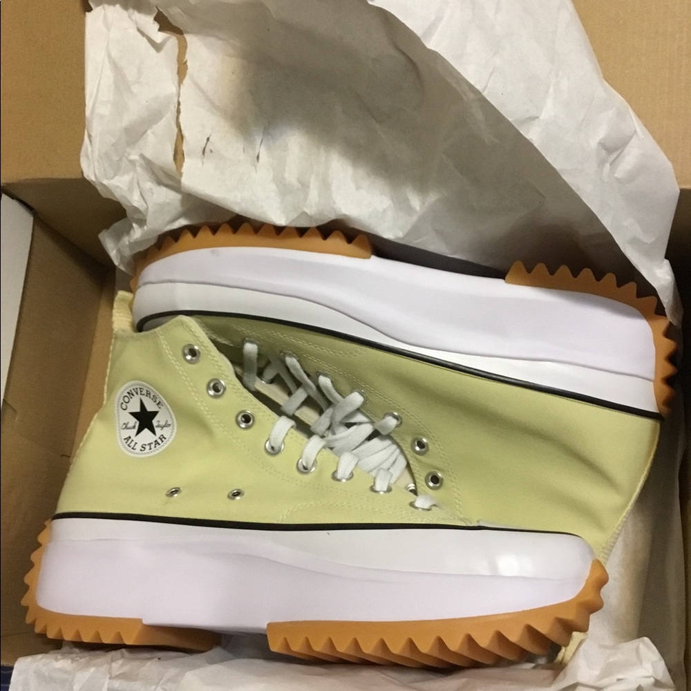 new yellow converse (never worn)
